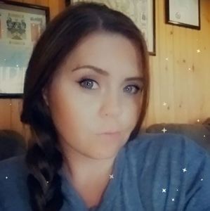 Meet your Posher, Esther